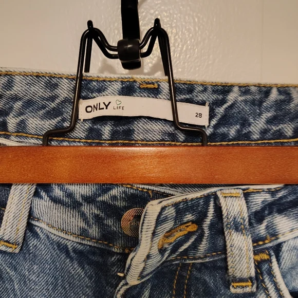 🔥 SALE🎄Only Women's Jeans - Picture 3 of 6